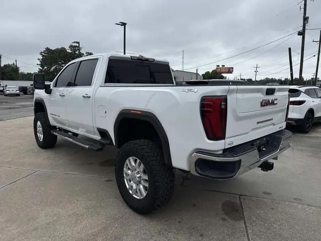 2024 GMC Sierra 2500HD 4WD Crew Cab Standard Bed SLT