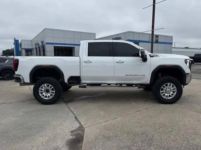 2024 GMC Sierra 2500HD 4WD Crew Cab Standard Bed SLT