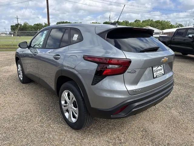 2026 Chevrolet Trax FWD LS