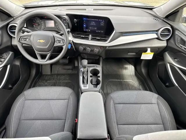 2026 Chevrolet Trax FWD LS