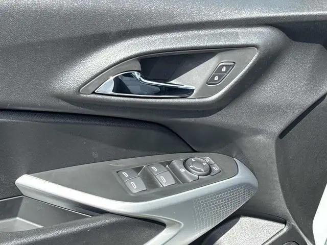 2026 Chevrolet Trax FWD LS