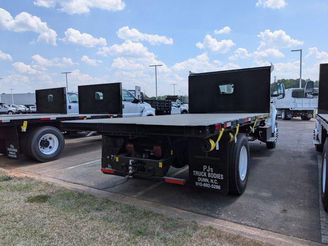 2027 Ford F-750 Base