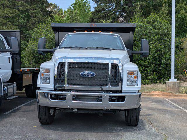 2027 Ford F-750 Base