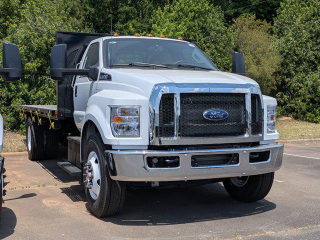 2027 Ford F-750 Base