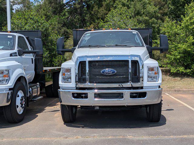 2027 Ford F-750 Base