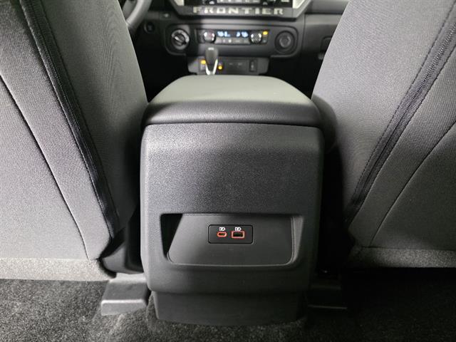 2026 Nissan Frontier Crew Cab Long Bed SV 4x4