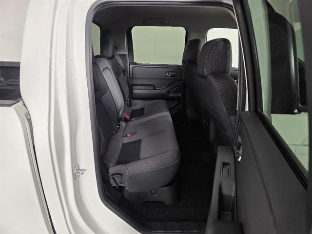 2026 Nissan Frontier Crew Cab Long Bed SV 4x4