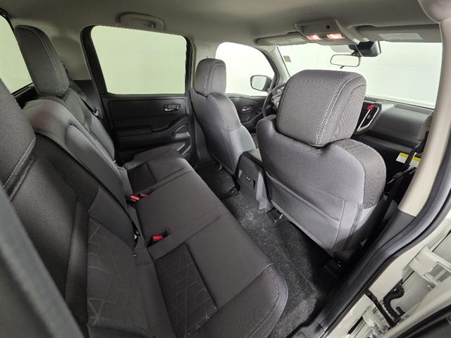 2026 Nissan Frontier Crew Cab Long Bed SV 4x4