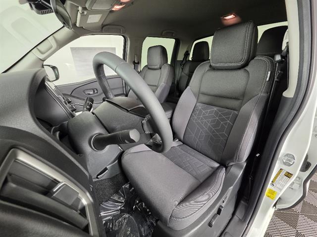 2026 Nissan Frontier Crew Cab Long Bed SV 4x4