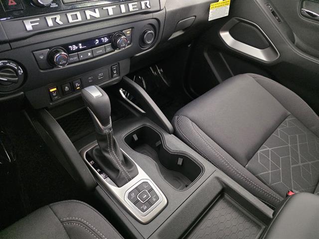 2026 Nissan Frontier Crew Cab Long Bed SV 4x4