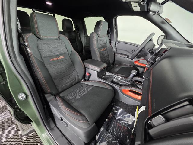 2026 Nissan Frontier Crew Cab PRO-4X 4x4