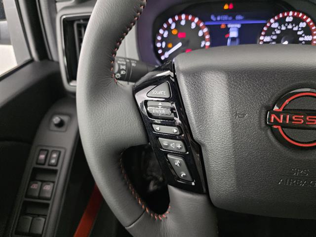 2026 Nissan Frontier Crew Cab PRO-4X 4x4