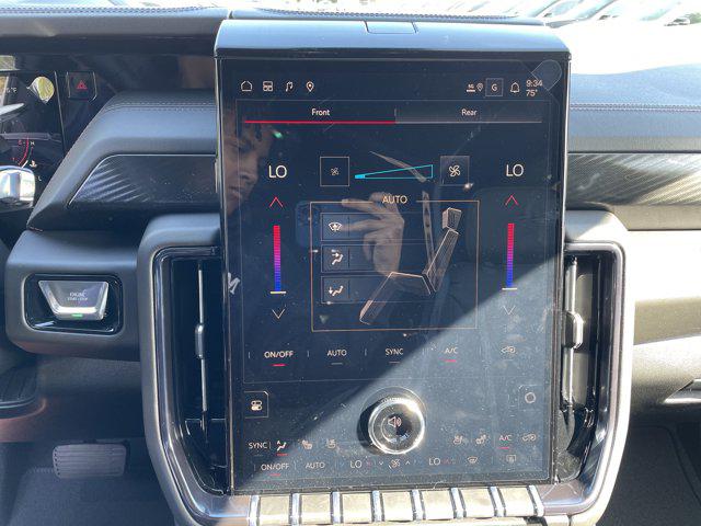 2026 GMC Yukon XL 4WD AT4