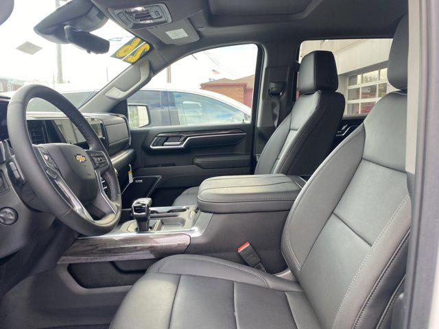2026 Chevrolet Silverado 1500 4WD Crew Cab Short Bed LTZ