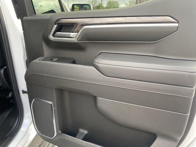 2026 Chevrolet Silverado 1500 4WD Crew Cab Short Bed LTZ