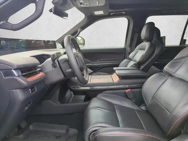 2025 Lincoln Navigator Black Label L