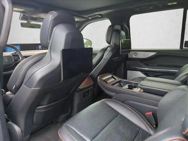 2025 Lincoln Navigator Black Label L