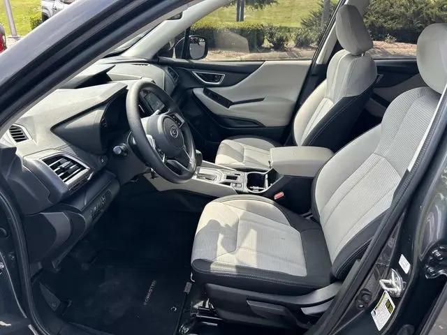2023 Subaru Forester Base