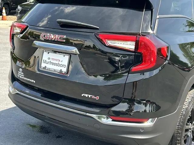 2023 GMC Terrain AWD AT4