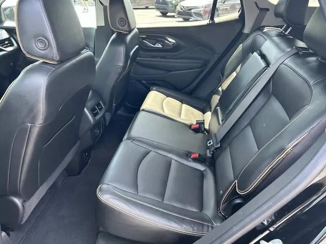 2023 GMC Terrain AWD AT4