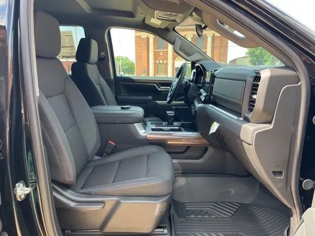 2026 Chevrolet Silverado 1500 4WD Crew Cab Short Bed LT Trail Boss