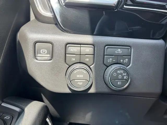 2026 Chevrolet Silverado 1500 4WD Crew Cab Short Bed LT Trail Boss
