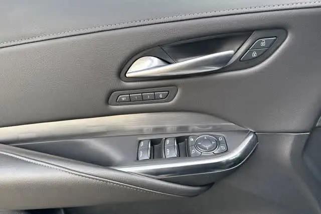2024 Cadillac XT4 AWD Premium Luxury