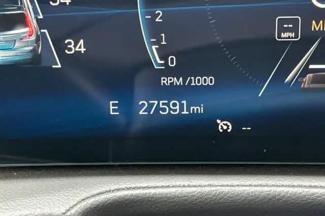 2024 Cadillac XT4 AWD Premium Luxury