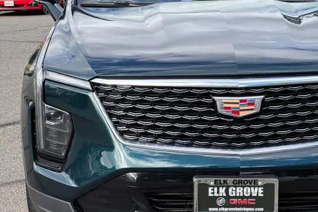 2024 Cadillac XT4 AWD Premium Luxury