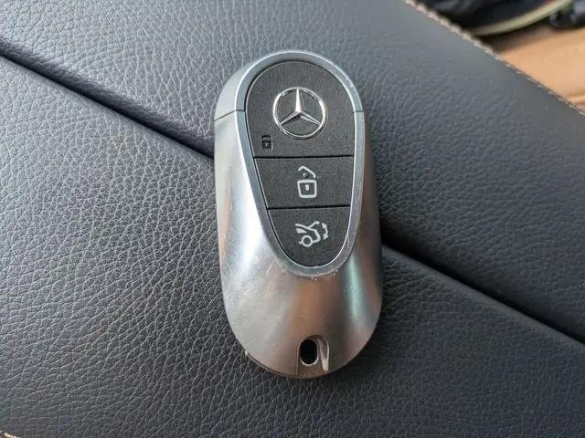 2025 Mercedes-Benz E-CLASS E 300 4MATIC