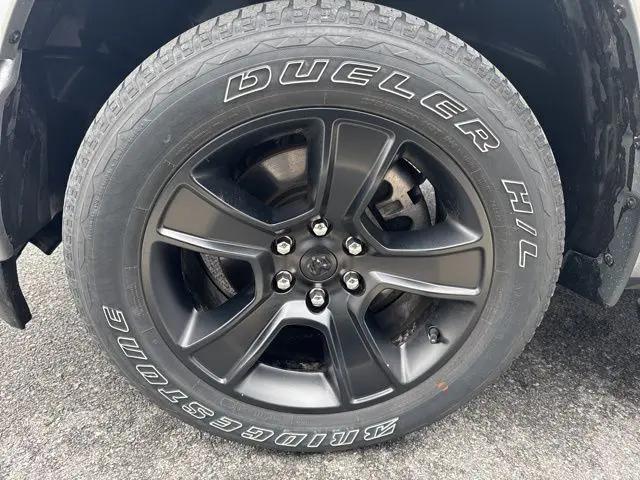 2023 Ram 1500 Big Horn Crew Cab 4x4 5'7" Box