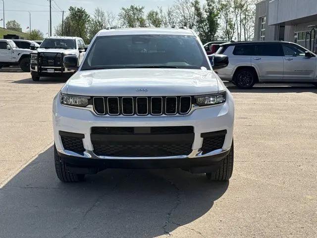 2026 Jeep Grand Cherokee L Altitude 4x4