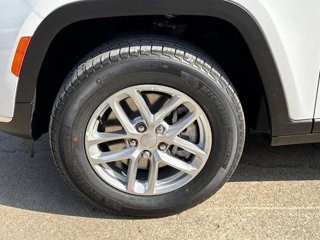 2026 Jeep Grand Cherokee L Altitude 4x4