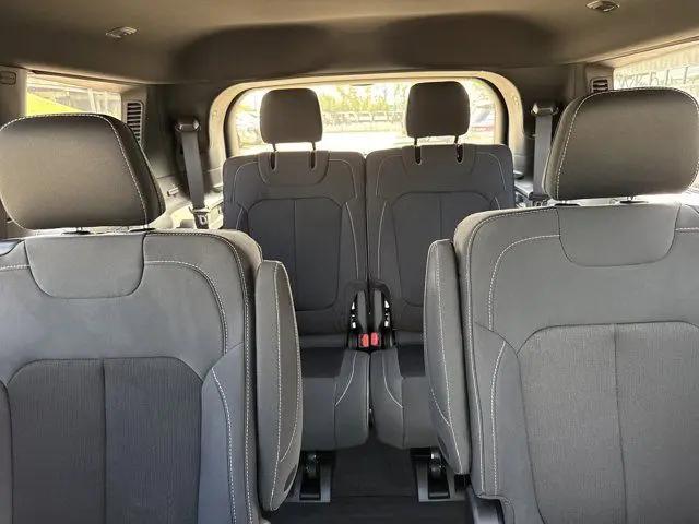2026 Jeep Grand Cherokee L Altitude 4x4