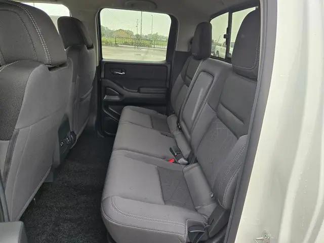 2026 Nissan Frontier Crew Cab SV 4x4
