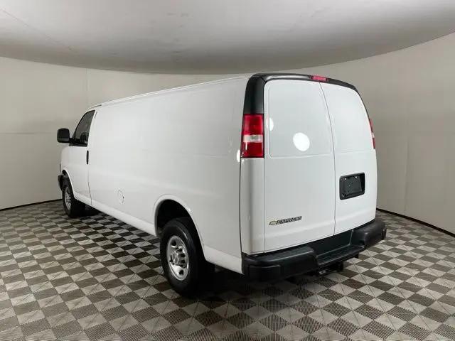 2026 Chevrolet Express Cargo Van 2500 Regular Wheelbase, WT, RWD