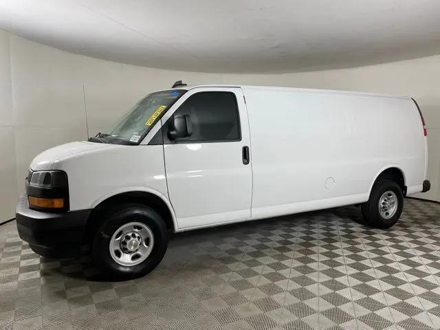 2026 Chevrolet Express Cargo Van 2500 Regular Wheelbase, WT, RWD