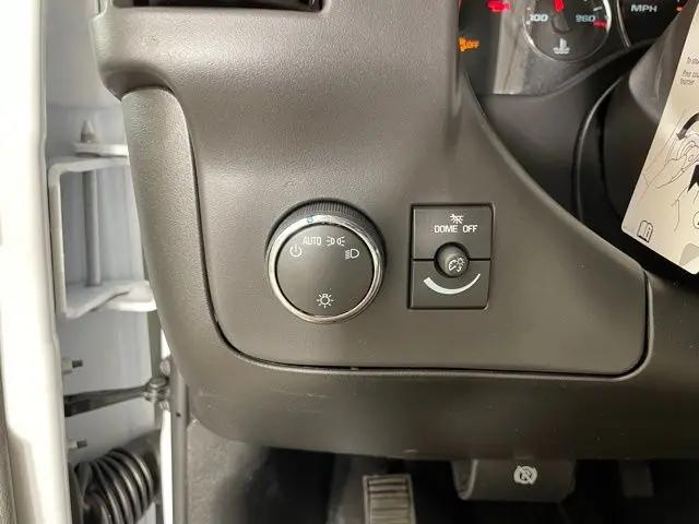2026 Chevrolet Express Cargo Van 2500 Regular Wheelbase, WT, RWD
