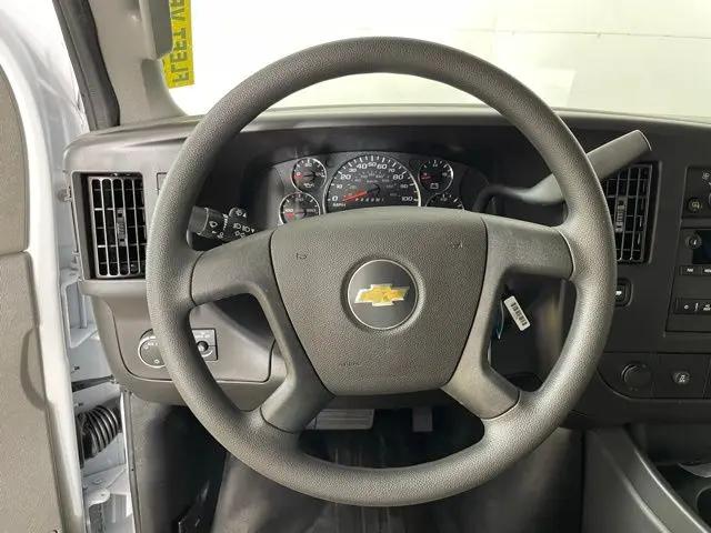 2026 Chevrolet Express Cargo Van 2500 Regular Wheelbase, WT, RWD