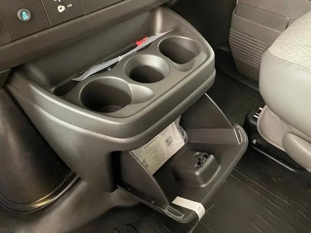 2026 Chevrolet Express Cargo Van 2500 Regular Wheelbase, WT, RWD