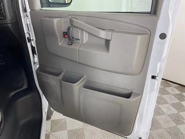 2026 Chevrolet Express Cargo Van 2500 Regular Wheelbase, WT, RWD