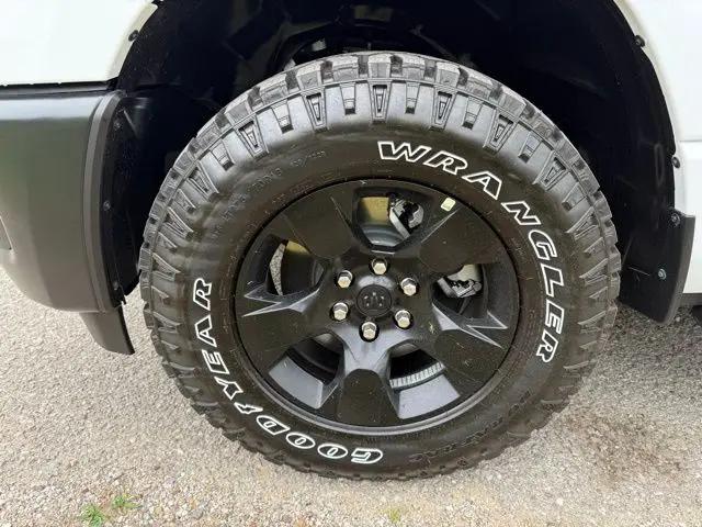 2026 Ram 1500 Warlock Crew Cab 4x4 5'7" Box