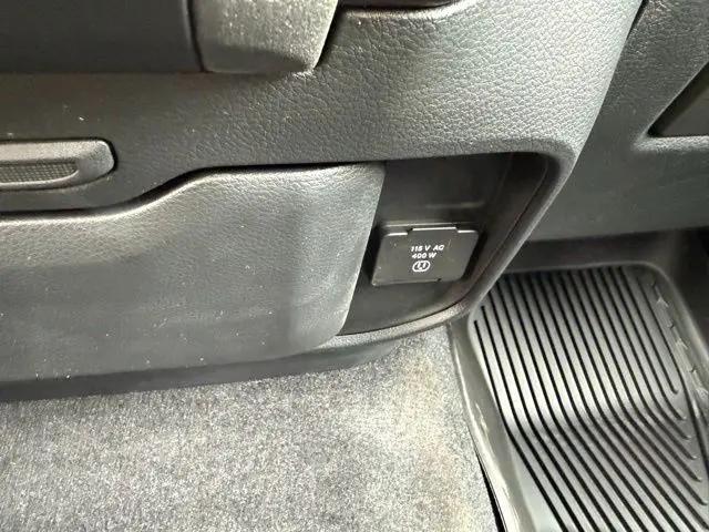 2026 Ram 1500 Warlock Crew Cab 4x4 5'7" Box