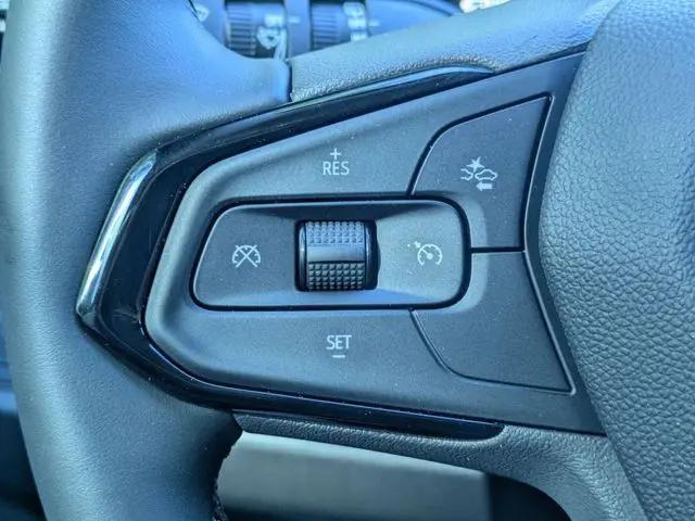 2027 Chevrolet Bolt LT FWD