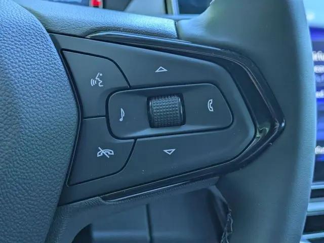 2027 Chevrolet Bolt LT FWD