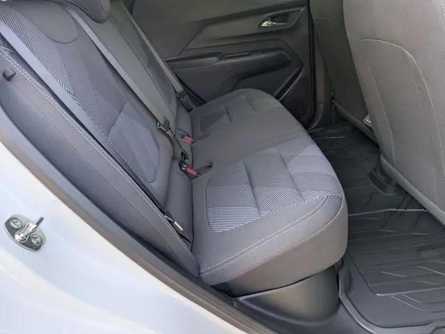 2027 Chevrolet Bolt LT FWD