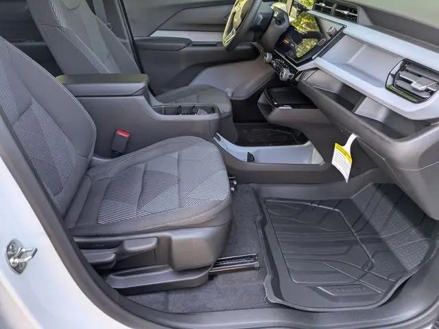 2027 Chevrolet Bolt LT FWD