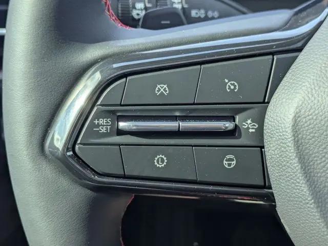 2026 Chevrolet Traverse FWD RS