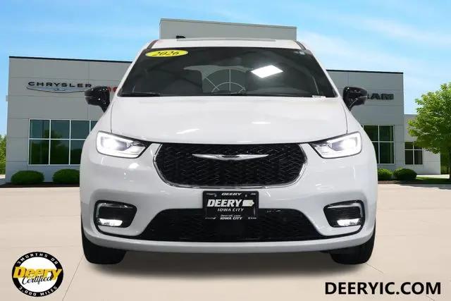 2026 Chrysler Pacifica Limited AWD