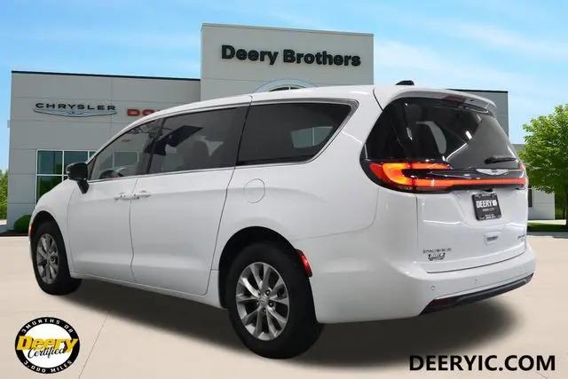 2026 Chrysler Pacifica Limited AWD
